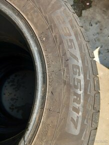 Predam pneu 235/65 R17 - 3