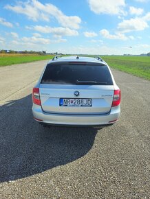 Škoda Superb combi 2,0 tdi - 3