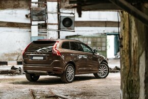 VOLVO XC60 D4 2.0L Drive-E Geartronic - 3