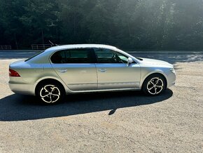 Škoda Superb 2.0 TDI CR 170k Comfort DSG - 3