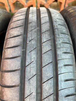 Predám sadu letných pneu Goodyear EfficientGrip 185/60 R14 - 3