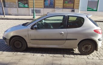 Predám Peugeot 206 - 3