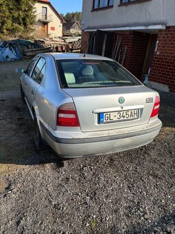 Škoda Octavia 1.6 benzín 55KW - 3