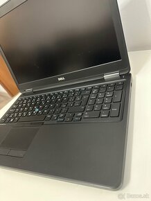 Dell Latitude E5550 - 3