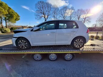 Volkswagen Golf VII 1.2TSI 77kw r.v.2015 - 3