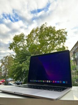 MacBook Pro 13” (2020) M1, 16 GB, 512 GB - 3