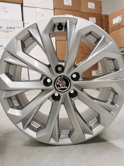 Skoda Superb , Karoq , alu disky R17 7.5x17 5x112 - 3