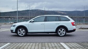 Škoda Octavia Combi 2.0 TDI Scout DSG 4x4 - 3