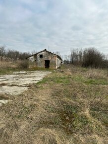 Pozemok na sklad/výrobu v okrajovej časti mesta - 3