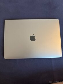 Apple MacBook Pro 13,3” Touchbar 2020 Top stav - 3