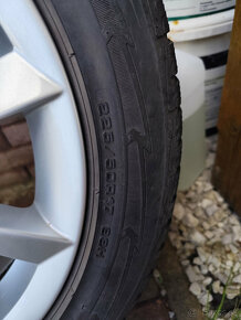 GoodYear UltraGrip Performance 225/50 R17 98H - 3