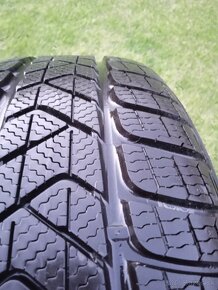 215/60 r16 zimné pneu.7 mm DOT.3723 - 3