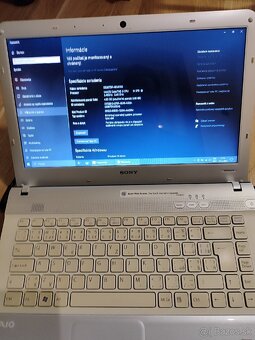 Sony Vaio - 3