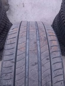 245/ 45 r19 michelin primaci 3 - 3