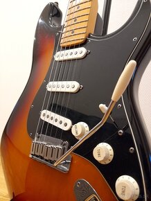 Fender Stratocaster US 90s - 3