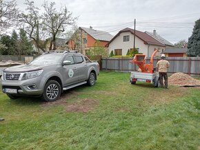 Kosenie, mulčovanie a čistenie pozemkov. Preprava materiálu. - 3