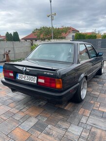 Bmw e30 coupe 318is - 3