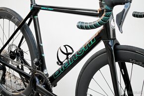 Bianchi Specialissima, Shimano Ultegra Di2 2x12 Disc - 3