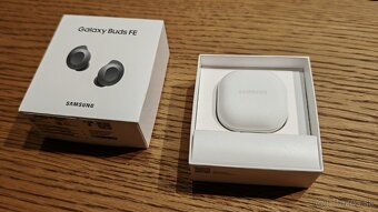 Slúchadlá Samsung Galaxy Buds FE - 3