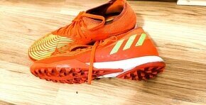 ZNAČKOVÉ TURFY ADIDAS PREDATOR EDGE č. 43 1/3 - 3