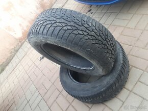 Predam 2ks preumatiky 215/60r16 zimne - 3