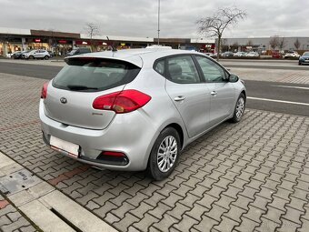 Kia Ceed 1.4i CVVT koup. ČR 2 maj 6 rychlostí - 3