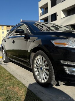 Ford Mondeo 2011 - 3