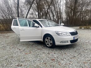 Škoda octavia 1.6 TDi Combi 77kw - 3