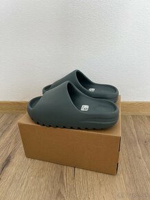 Adidas Yeezy Slide EU38 - 3