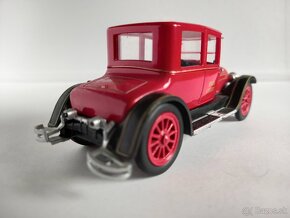 AMERCOM-FIRE TRUCKS 1:43 VICTORIA FIRE CHIEF USA-POZRI FOTO - 3