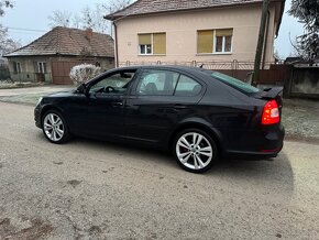 Škoda Octavia  2.0 TDI CR 125kw RS DSG - 3