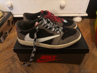 Jordan 1 Retro Low OG SP Travis Scott Mocha - 3