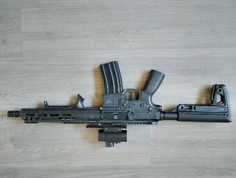 M4 AR 15 - 3