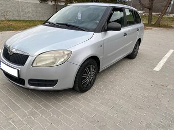 Škoda Fabia 2  1.2 HTP 51kw. Rok výroby 2011 5st. Manual - 3