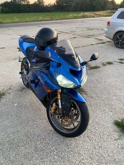 Kawasaki ninja zx6r 636 - 3