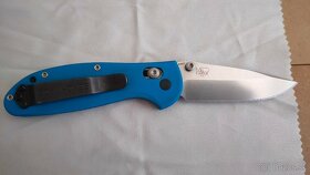 Benchmade Mini Griptilian - 3