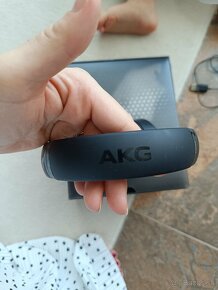 AKG Y500 bezdrôtové slúchadlá - 3