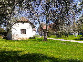 PRE NÁROČNÝCH - Výnimočné rodinné sídlo - ranč, farma - 3