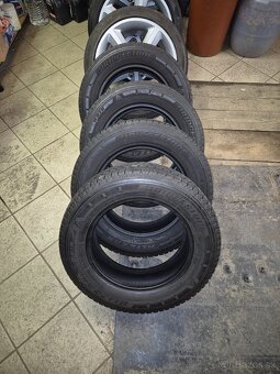 Predám zimné pneumatiky 205/65R16C - 3