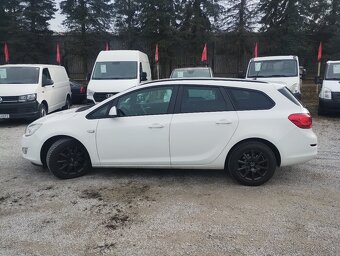 Opel Astra Sport Tourer ST 1.7 CDTI ECOTEC 125k Cosmo - 3