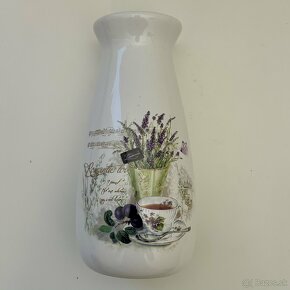 Set s levanduľovým vzorom: hodiny, váza a držiak na servítky - 3