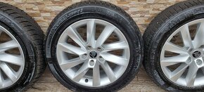 Predám Skoda Stratos elektrony 5x112 215/55r17 NEXEN ZIMNÉ - 3