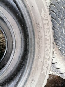 245/45 R19 - 3