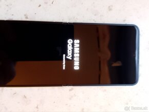 Samsung Galaxy z Flip 6 256g - 3