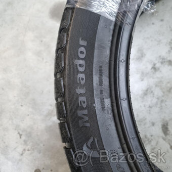 Zimné pneumatiky 235/45 R18 MATADOR DOT3021 - 3