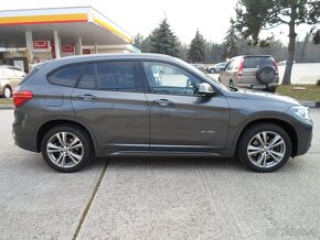 BMW X1 xDrive 20i M-Sport,4x4,automat,koža,kamera,samoparkov - 3