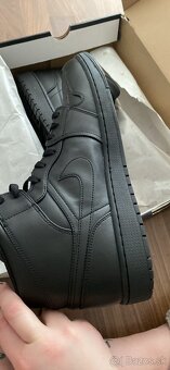 Air Jordan 1 Mid black - 3