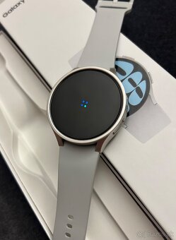 Samsung Galaxy Watch 6 44mm Silver - super stav - 3