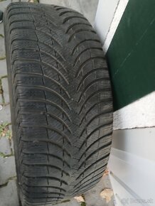 zimné pneumatiky215/55 R16 - 3