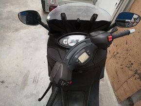 Piaggio x9 revolution 125 - 3